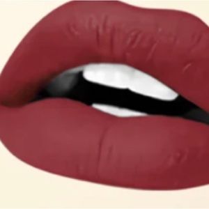 Matte Lipstick ***Color May Differ Due to Lighting****